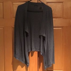 Gray cardi